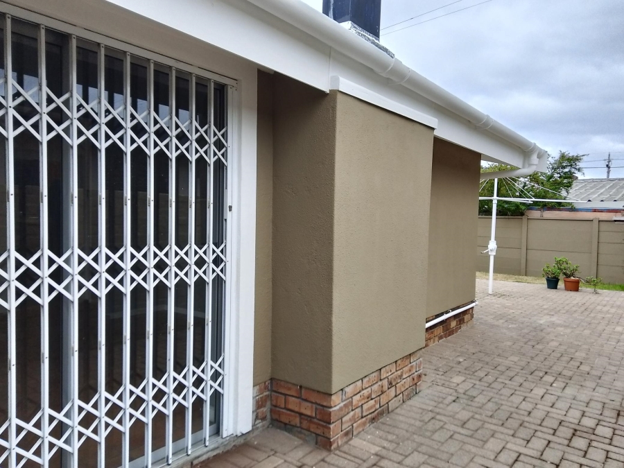 3 Bedroom Property for Sale in Fairfield Estate Western Cape